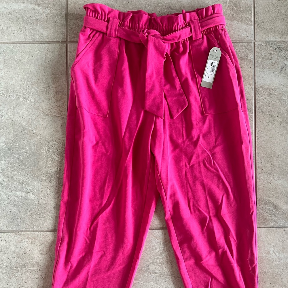 Nine.Eight Women’s Cropped Paper Bag Waist Pants pink size M